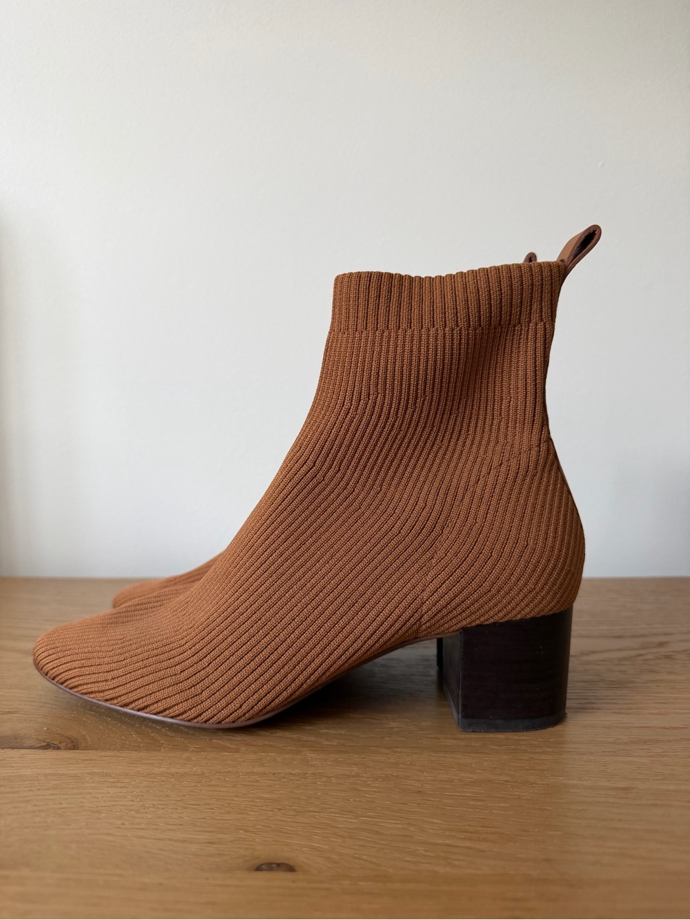 Everlane Rib-Knit Ankle Boot in Warm Brown